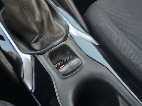 Used 2022 Toyota Corolla SE image 28