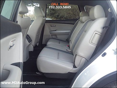 Used 2011 MAZDA CX-9 Grand Touring w/ Moonroof & Bose Audio Pkg image 12