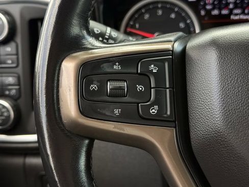 Used 2020 Chevrolet Silverado 1500 High Country w/ Technology Package AWD/4WD image 11