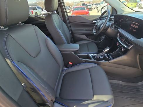 Used 2026 Buick Encore GX Sport Touring w/ Comfort Package image 10