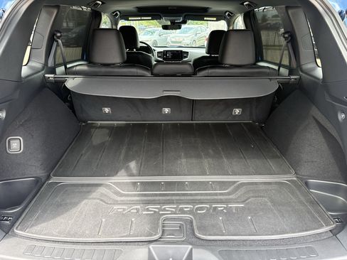 Certified 2025 Honda Passport TrailSport image 30