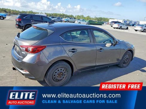 Used 2018 MAZDA MAZDA3 Grand Touring image 5