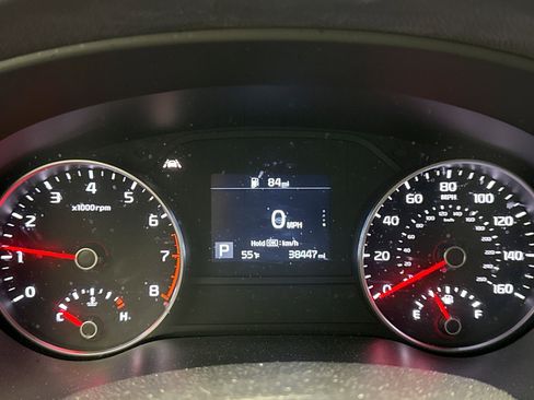 Used 2022 Kia Sportage LX image 9