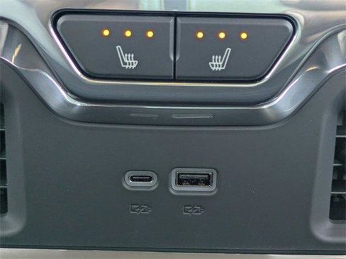 New 2025 GMC Sierra 2500 Denali w/ Denali Reserve Package image 18