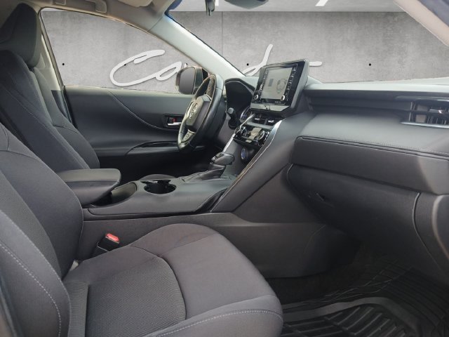 Used 2021 Toyota Venza LE AWD/4WD image 25