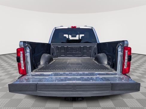Used 2023 Ford F250 Lariat w/ Tremor Off-Road Package AWD/4WD image 15