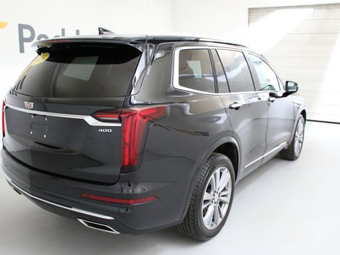 Used 2023 Cadillac XT6 Premium Luxury AWD/4WD image 9