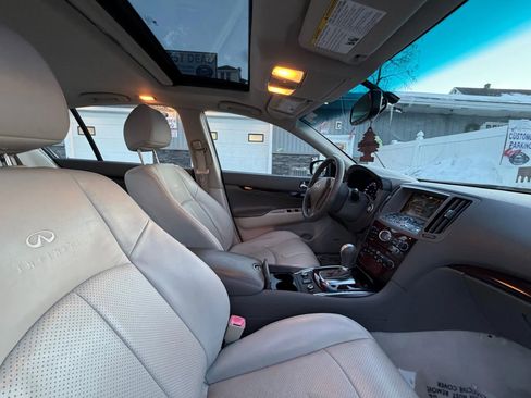 Used 2011 INFINITI G37 x Sedan w/ Premium Pkg image 20
