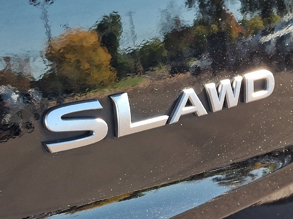 Certified 2024 Nissan Rogue SL w/ SL Premium Package AWD/4WD image 34