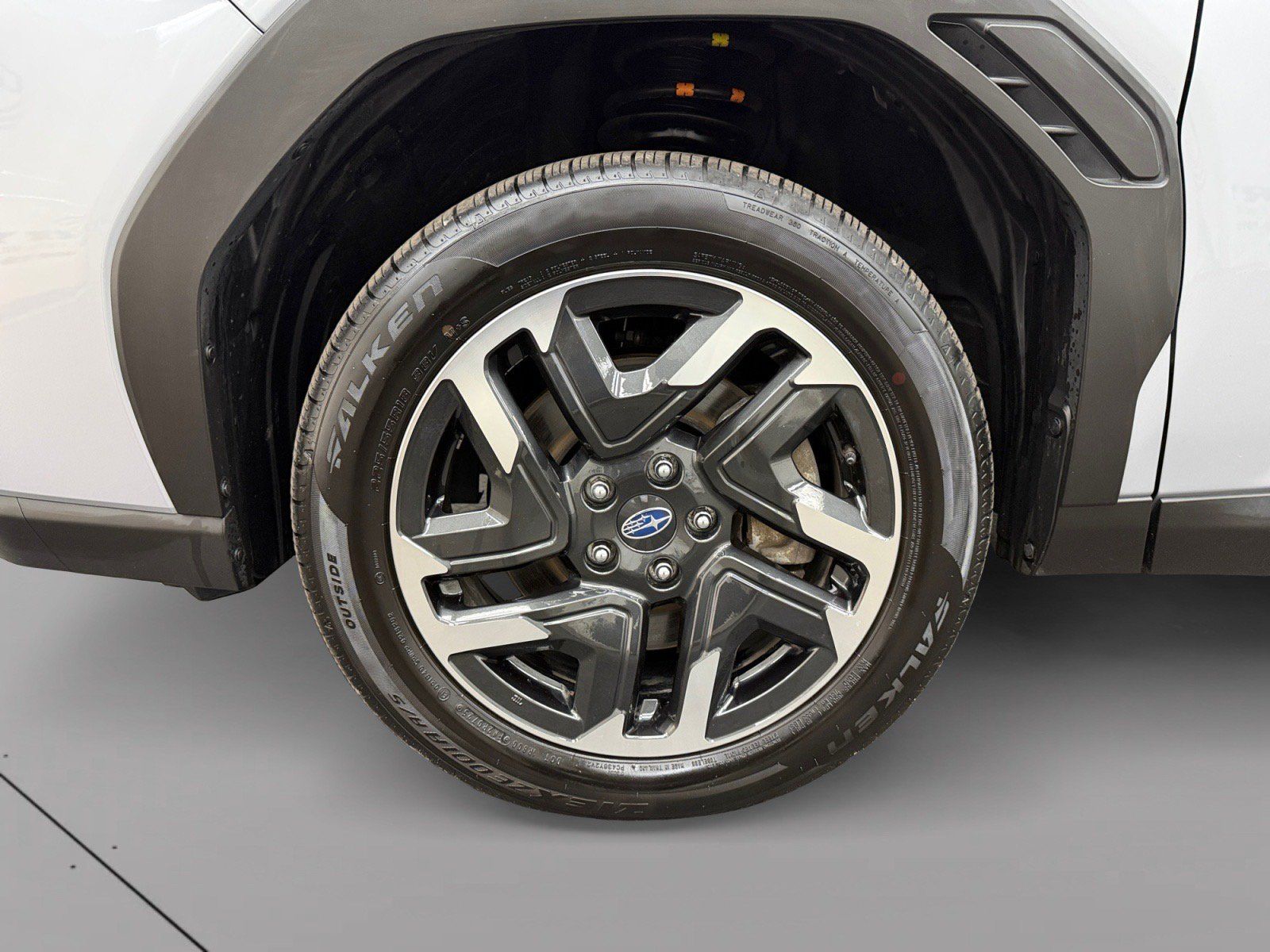 Used 2025 Subaru Forester Premium AWD/4WD image 14