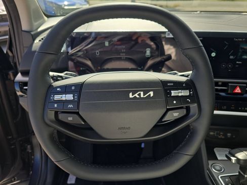 New 2026 Kia Sportage SX AWD/4WD image 30