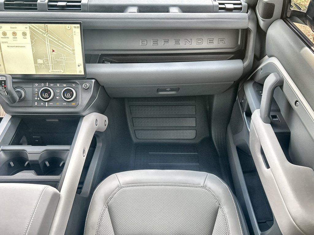 Used 2026 Land Rover Defender 110 S AWD/4WD image 14