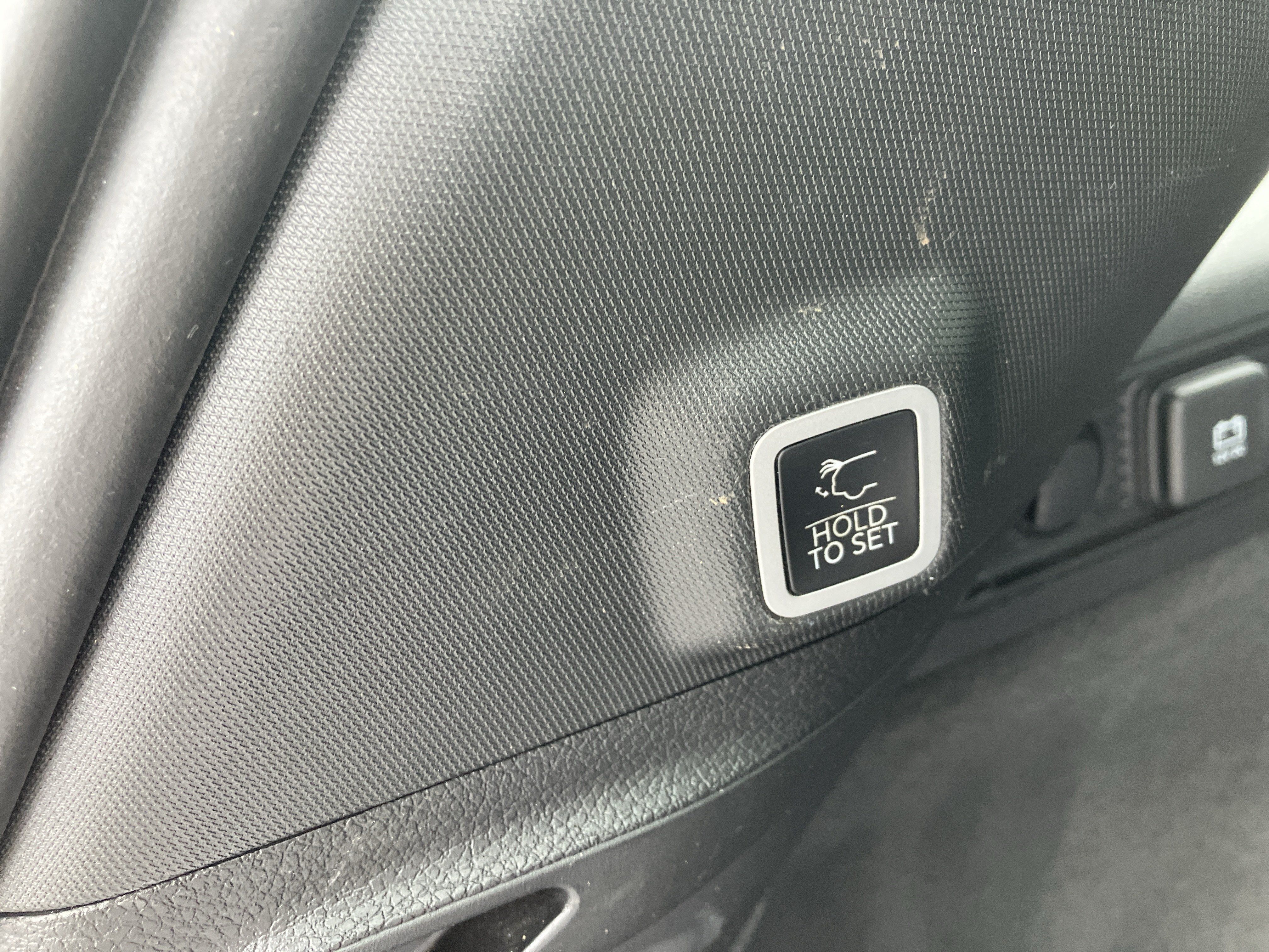 Used 2022 Jeep Grand Cherokee Summit AWD/4WD image 13