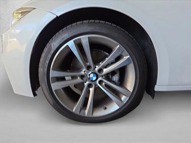Used 2017 BMW 330i Sedan RWD image 21