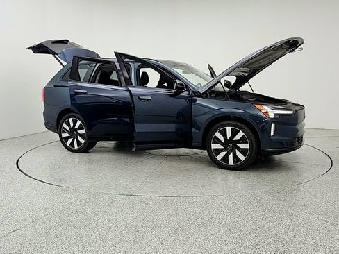 New 2026 Volvo EX90 Ultra AWD/4WD image 10