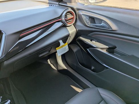 New 2026 Chevrolet Trax RS w/ Driver Confidence Package image 17