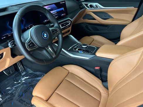 Certified 2024 BMW i4 eDrive35 w/ M Sport Package image 20