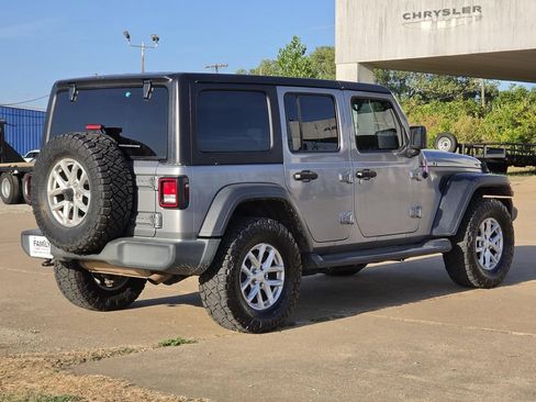 Used 2020 Jeep Wrangler Unlimited Sport S AWD/4WD image 7