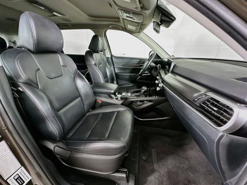 Used 2025 Kia Telluride S AWD/4WD image 34
