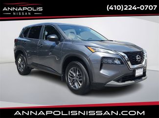 Used 2023 Nissan Rogue S image 1