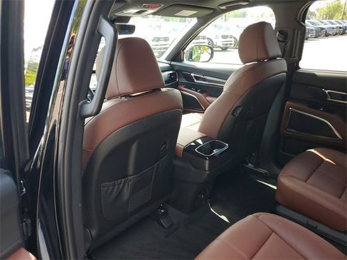 New 2025 Kia Telluride SX w/ SX Captain's Chair Package image 21