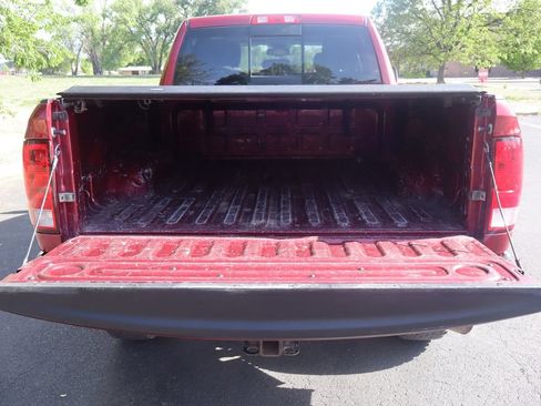 Used 2015 RAM 2500 SLT w/ Luxury Group AWD/4WD image 14