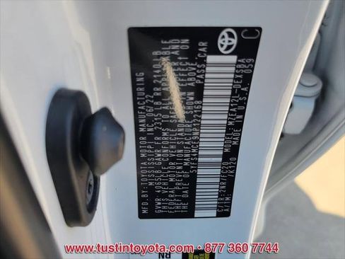 Certified 2022 Toyota Corolla SE w/ Carpet Mat Package (TMS) FWD image 16