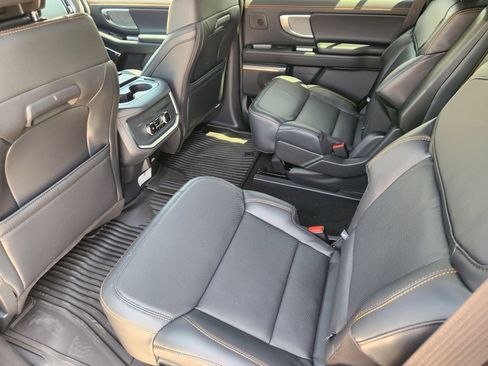 New 2027 Ford Expedition Tremor w/ Driver's Package AWD/4WD image 24