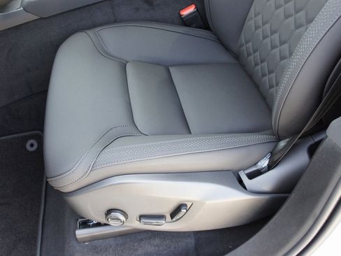 New 2025 Volvo XC90 T8 Plus w/ Protection Package Premier image 21