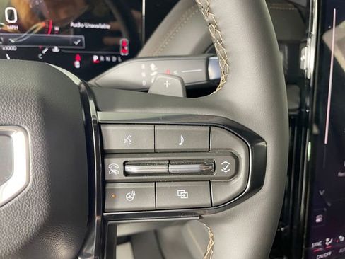 New 2026 GMC Yukon XL AT4 w/ AT4 Premium Package AWD/4WD image 7
