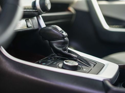 Certified 2019 Toyota RAV4 Limited w/ Carpet Mat Package image 21