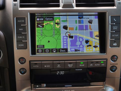 Used 2015 Lexus GX 460 image 29