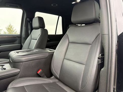 Used 2023 Chevrolet Tahoe Z71 w/ Off-Road Capability Package image 37