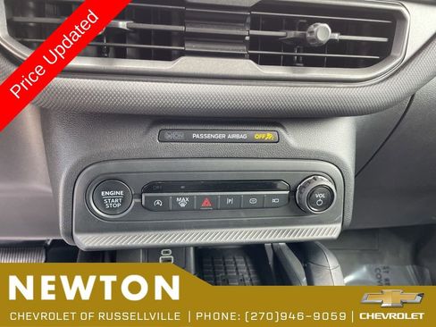 Used 2025 Ford Bronco Sport Badlands AWD/4WD image 16