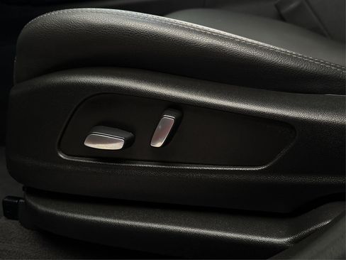 Used 2020 Cadillac XT5 Luxury image 33