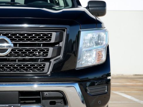 Used 2021 Nissan Titan SV w/ SV Convenience Package RWD image 20