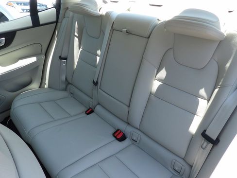 Certified 2024 Volvo S60 B5 Ultimate w/ Climate Package AWD/4WD image 26