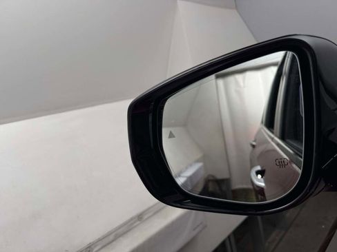 New 2025 Jeep Grand Cherokee L Summit w/ Luxury Tech Group V image 31