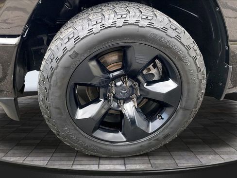 Used 2019 RAM 1500 Big Horn image 9