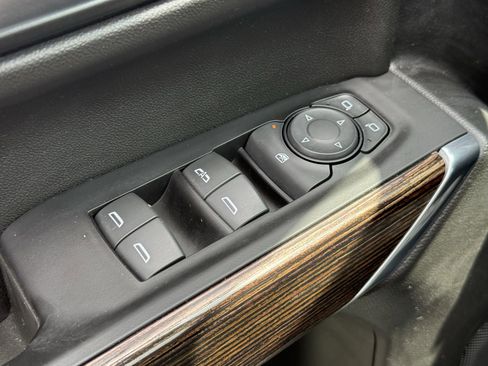 Used 2022 GMC Sierra 1500 Elevation image 25