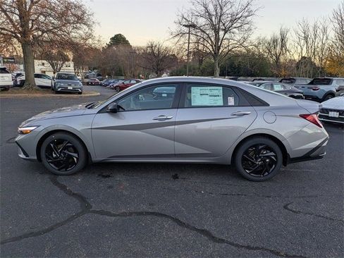 New 2026 Hyundai Elantra Sport image 7