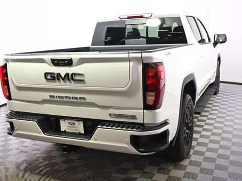 Used 2024 GMC Sierra 1500 Elevation w/ Elevation Premium Package AWD/4WD image 6