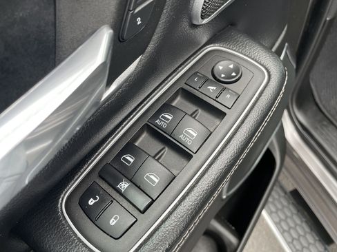 Used 2023 RAM 1500 Laramie image 21