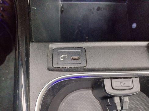 Used 2021 Mercedes-Benz A 220 4MATIC w/ Premium Package image 27