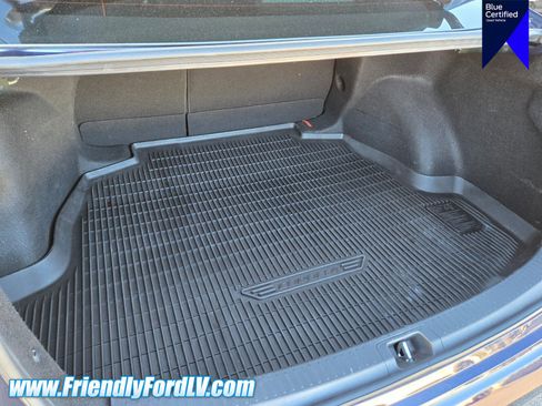 Used 2022 Toyota Corolla LE image 13