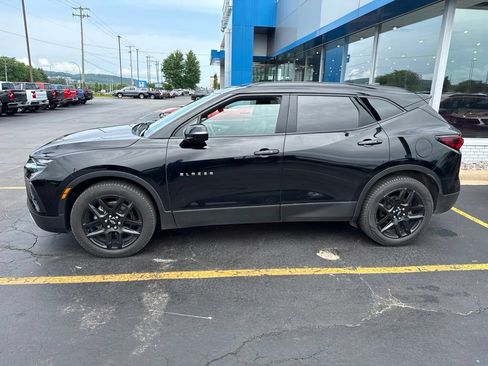 Used 2022 Chevrolet Blazer LT w/ Sound & Technology Package AWD/4WD image 2