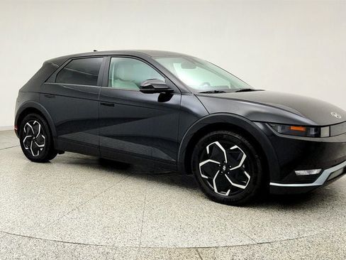 Used 2023 Hyundai Ioniq 5 SEL AWD/4WD image 3