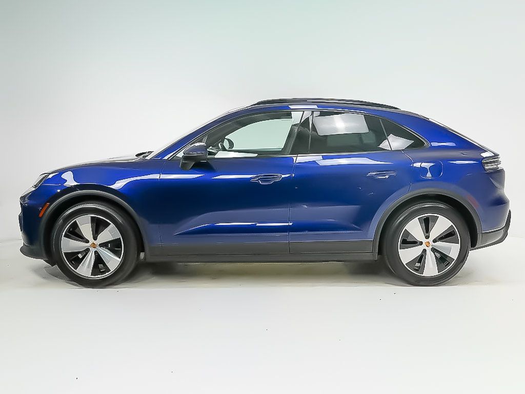 Certified 2024 Porsche Macan 4 Electric AWD/4WD image 2