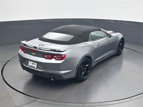 Used 2023 Chevrolet Camaro LT image 17