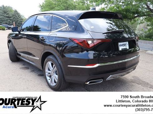 Used 2025 Acura MDX SH-AWD image 4